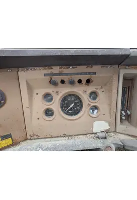 Ford LN800 Instrument Cluster