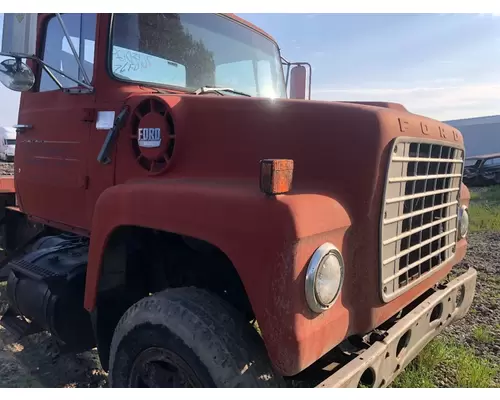 Ford LN9000 Hood