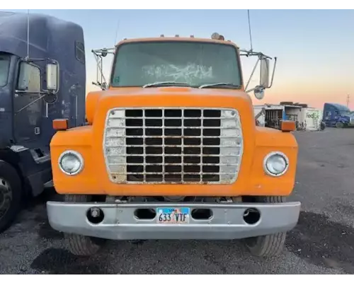 Ford LN9000 Hood