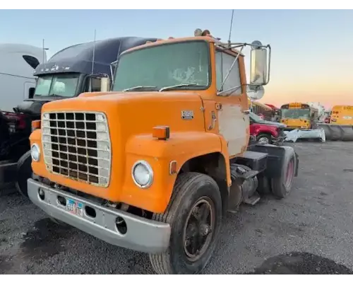 Ford LN9000 Hood