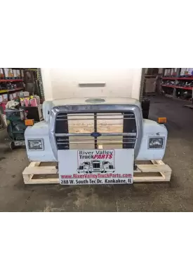 Ford LNT8000 Hood