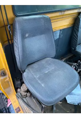 Ford LNT8000 Seat, Front