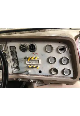 Ford LNT9000 Dash Assembly