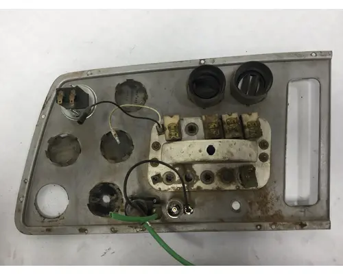 Ford LNT9000 Dash Panel