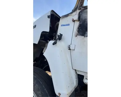 Ford LNT9000 Fender Extension