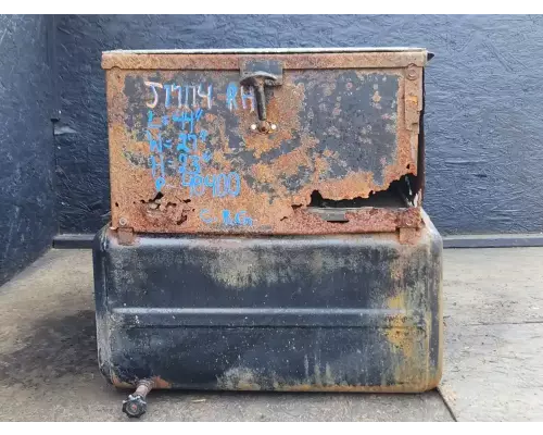 Ford LNT9000 Fuel Tank