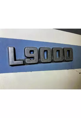 Ford LNT9000 Hood