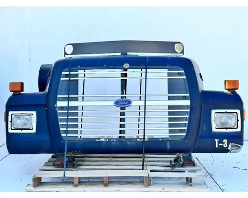 Ford LNT9000 Hood