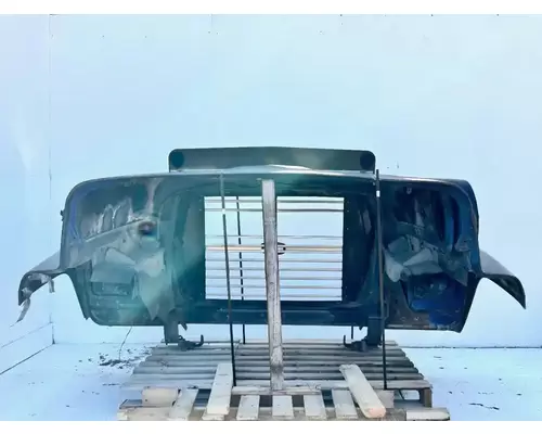 Ford LNT9000 Hood