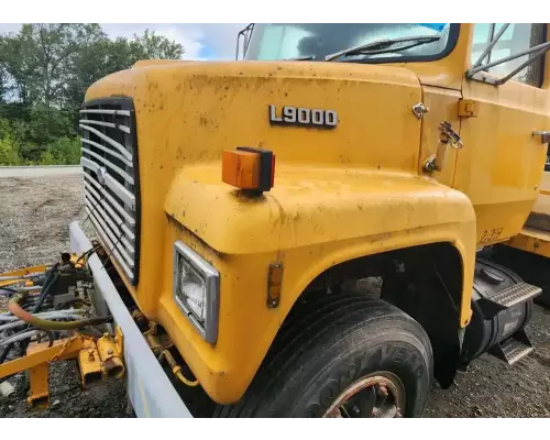 Ford LNT9000 Hood