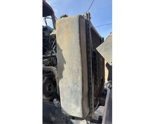 Ford LNT9000 Radiator