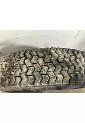 Ford LNT9000 Tires