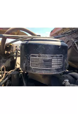 Ford LT8000 Air Cleaner