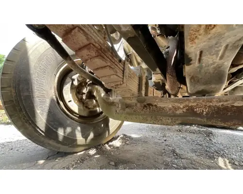 Ford LT8000 Axle Assy, Fr (4WD)