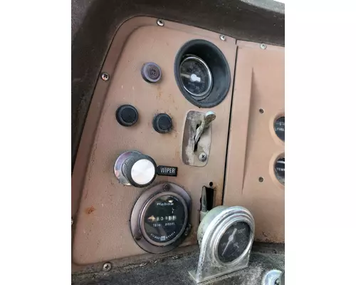 Ford LT8000 Dash Assembly