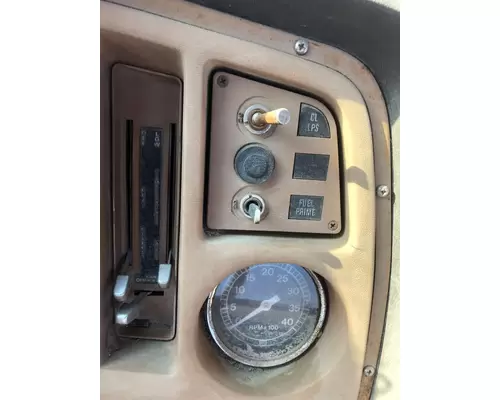 Ford LT8000 Dash Assembly