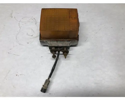 Ford LT8000 Headlamp Assembly