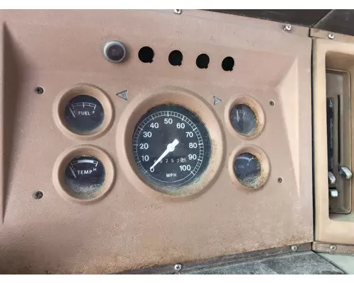 Ford LT8000 Instrument Cluster