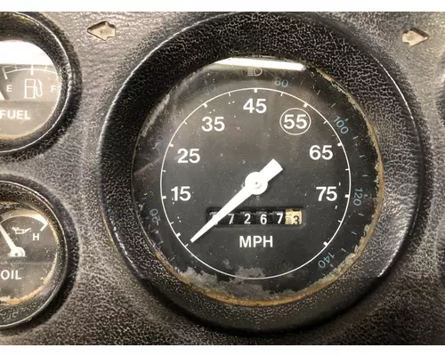 Ford LT8000 Instrument Cluster