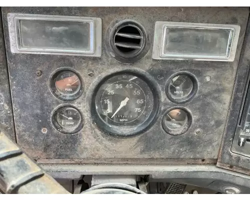 Ford LT8000 Instrument Cluster