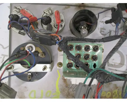 Ford LT8000 Instrument Cluster