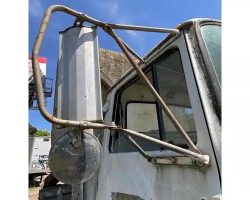 Ford LT8000 Mirror (Side View)