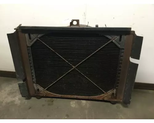 Ford LT8000 Radiator