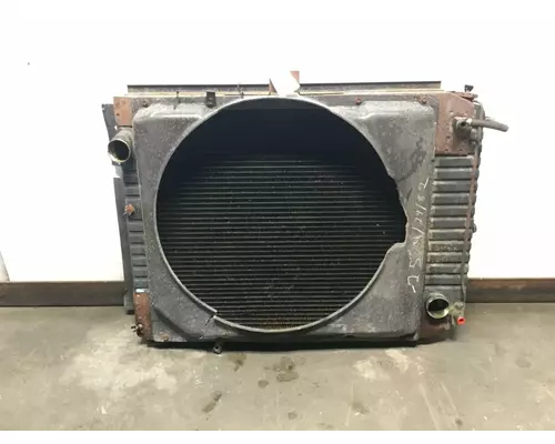 Ford LT8000 Radiator