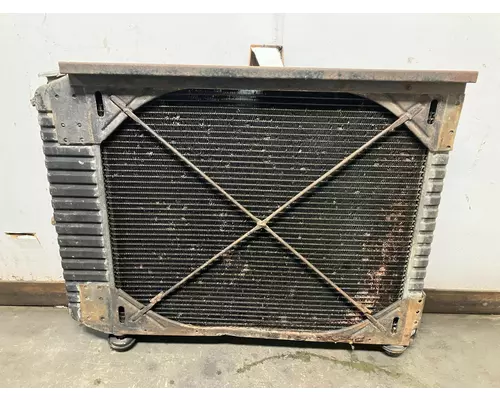 Ford LT8000 Radiator