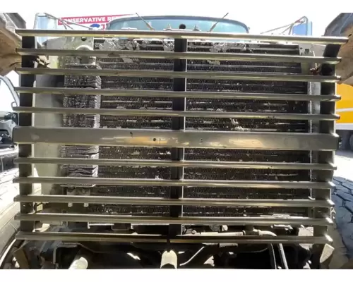 Ford LT8000 Radiator