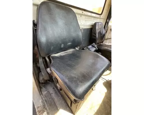 Ford LT8000 Seat, Front