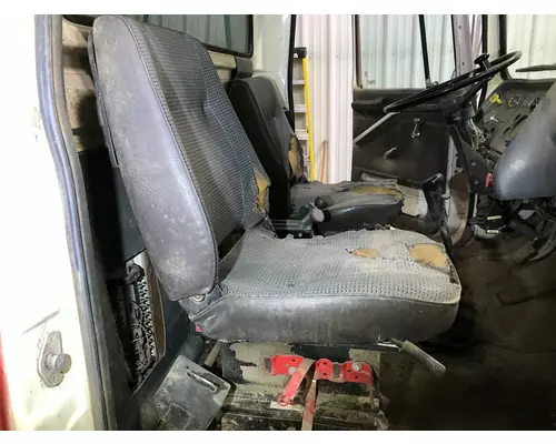 Ford LT8000 Seat (Mech Suspension Seat)