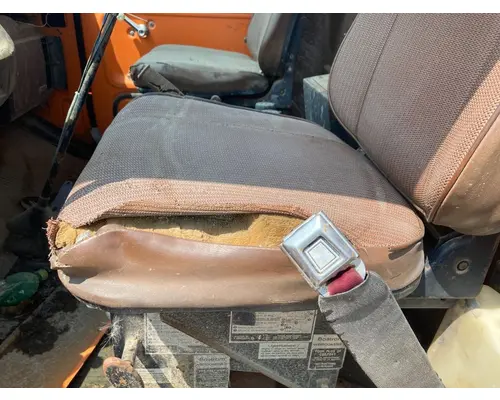 Ford LT8000 Seat (non-Suspension)