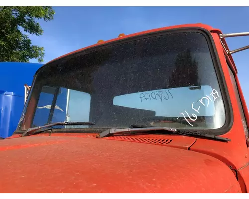 Ford LT8000 Windshield Glass