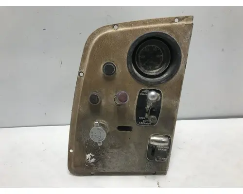 Ford LT9000 Dash Assembly