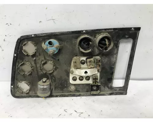 Ford LT9000 Dash Assembly