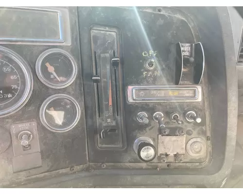 Ford LT9000 Dash Assembly