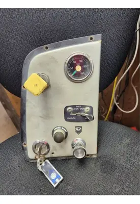 Ford LT9000 Dash Assembly