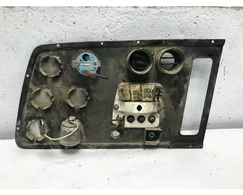 Ford LT9000 Dash Panel