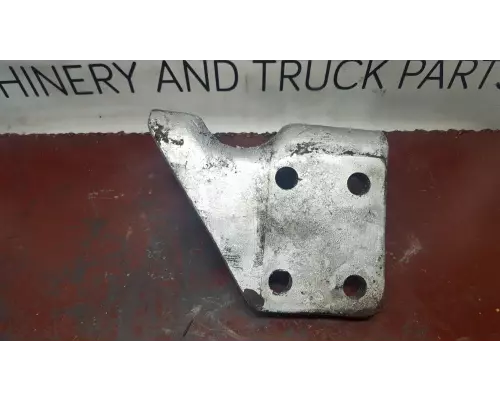 Ford LT9000 Engine Mounts