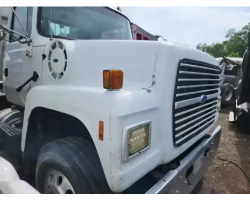 Ford LT9000 Hood