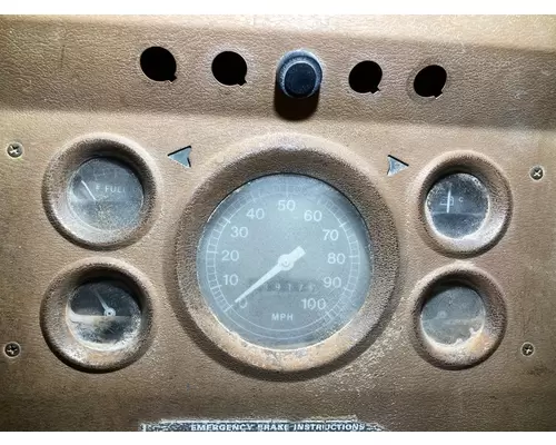 Ford LT9000 Instrument Cluster