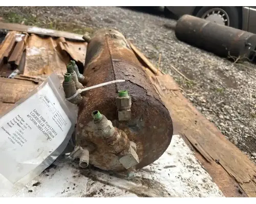 Ford LT9513 LOUISVILLE 113 Air Tank