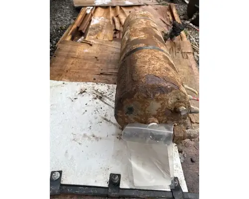 Ford LT9513 LOUISVILLE 113 Air Tank