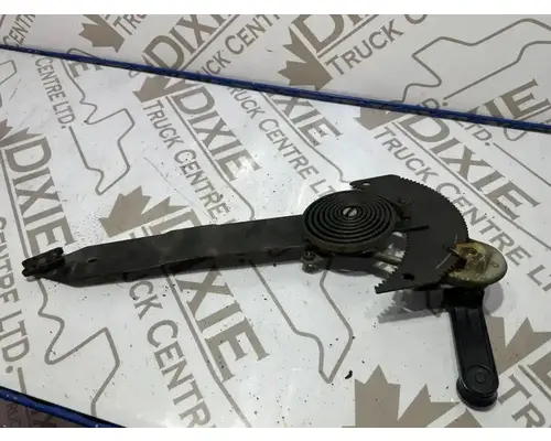 Ford LT9513 LOUISVILLE 113 Door Window Regulator, Front