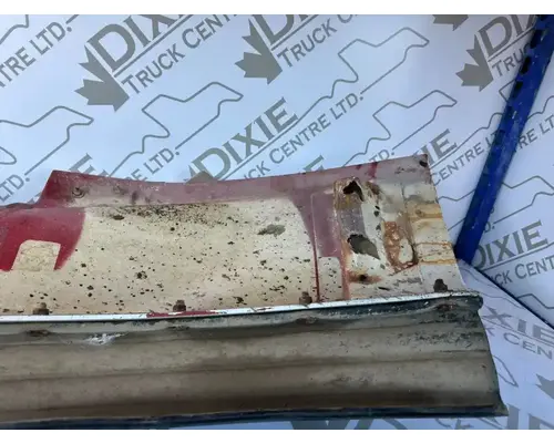 Ford LT9513 LOUISVILLE 113 Fender Extension