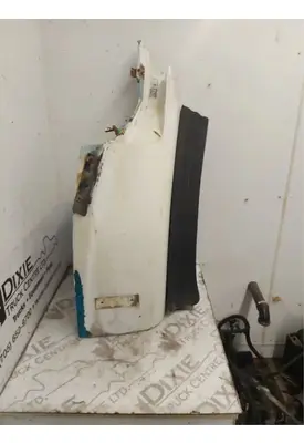 Ford LT9513 LOUISVILLE 113 Fender Extension