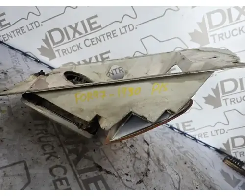 Ford LT9513 LOUISVILLE 113 Headlamp Assembly