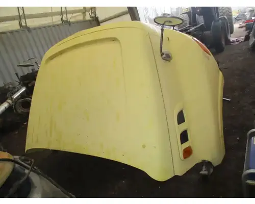 Ford LT9513 LOUISVILLE 113 Hood