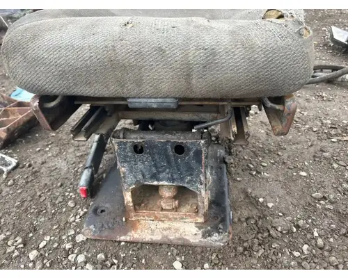 Ford LT9513 LOUISVILLE 113 Seat, Front